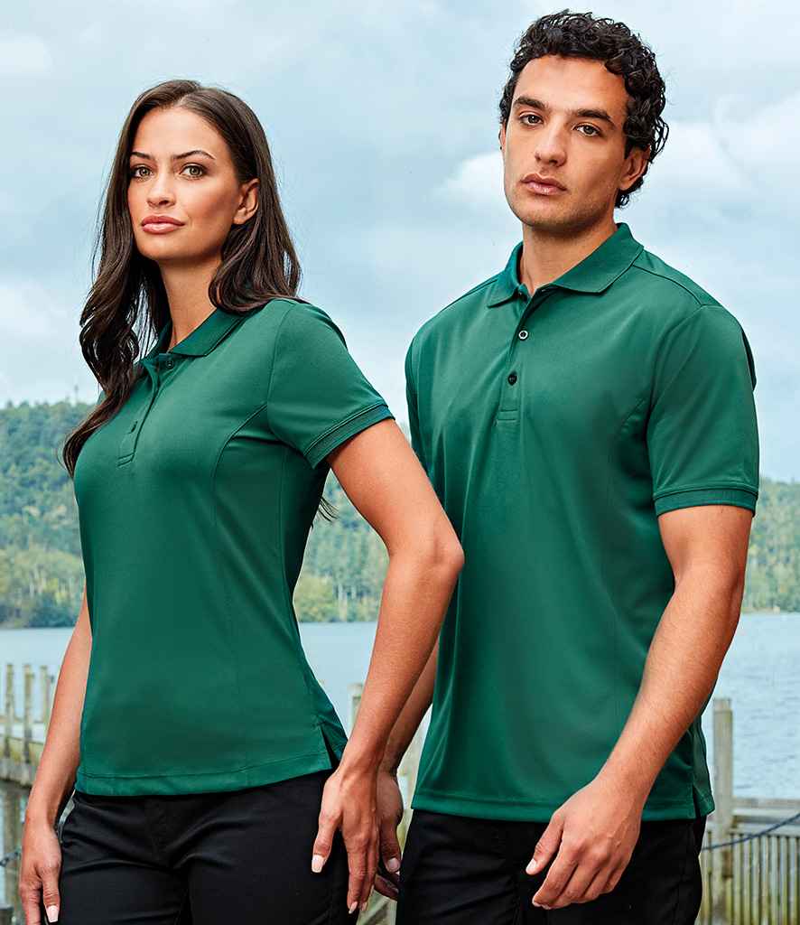 PR616 Bottle Green Model