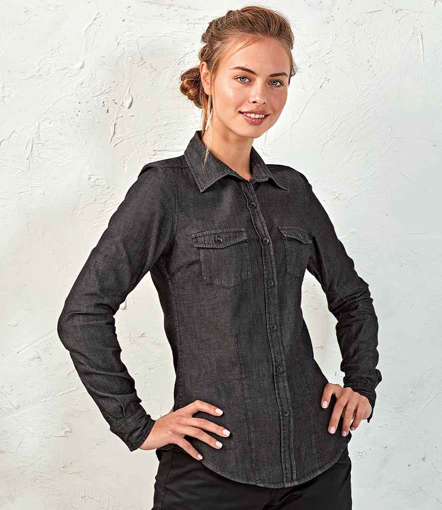 PR322 Black Denim Model