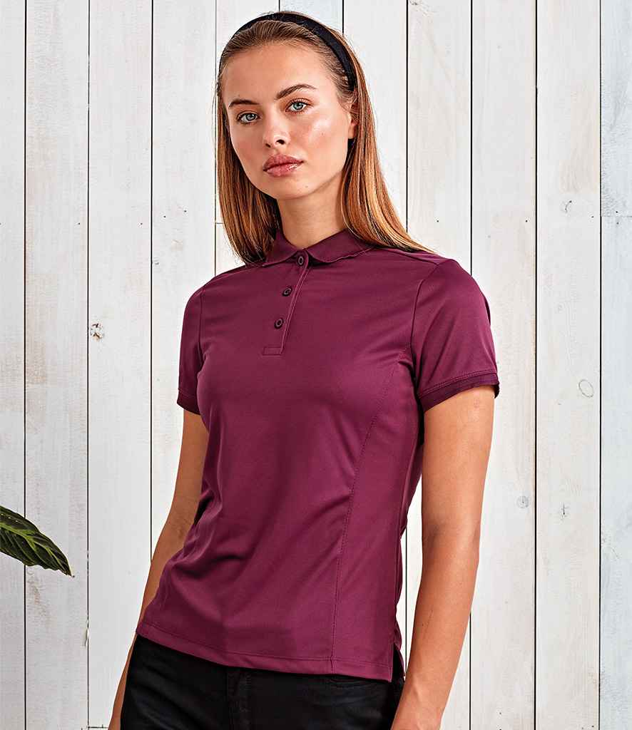 PR616 Aubergine Model